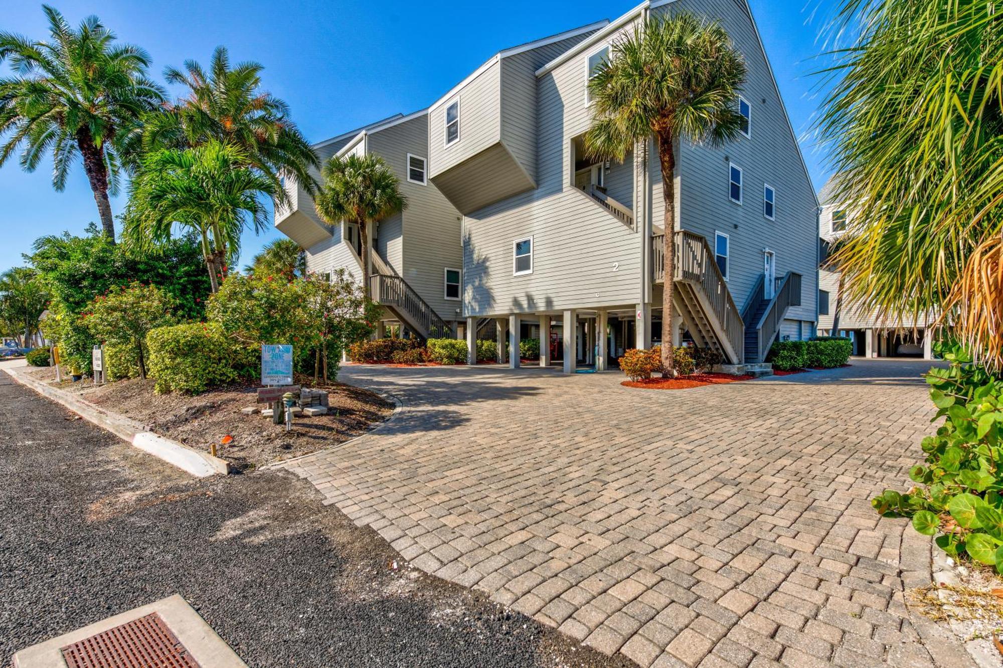 Pelican Pointe 2A Clearwater Beach Exterior photo